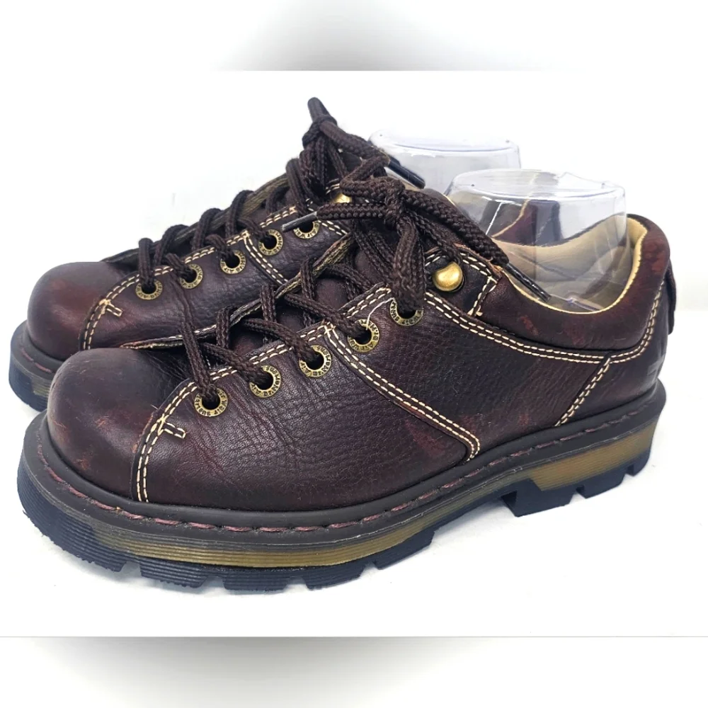 ***$OLD***Dr. Martens Oxford Brown Leather Low Top Shoes Size 7 Men 8 Women's - Picture 1 of 16